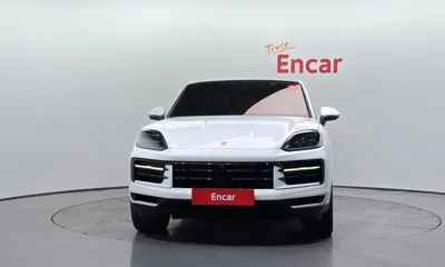 Porsche Cayenne 2024, 2528 км, за 112374.48 USD