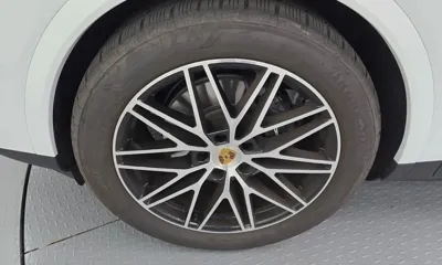 Porsche Cayenne 2024, 2528 км, за 112374.48 USD