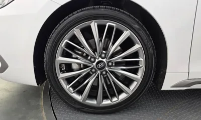 Hyundai Grandeur 2019, 101872 км, за 10944.63 USD