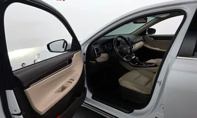 Hyundai Grandeur 2019, 101872 км, за 10944.63 USD - фото 10
