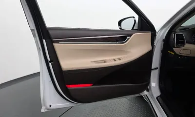 Hyundai Grandeur 2019, 101872 км, за 10944.63 USD - фото 24