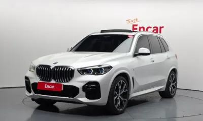 BMW X5 · 2022 год