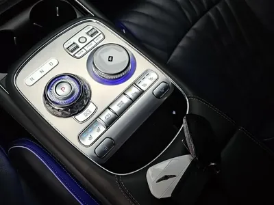 Genesis G90 2022, 59118 км, за 50055.24 USD - фото 9