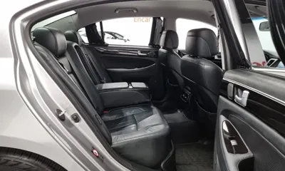 Hyundai Genesis 2013, 124618 км, за 5285.76 USD - фото 12