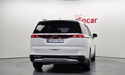 Kia Canival 2023, 79349 км, за 15960.92 USD