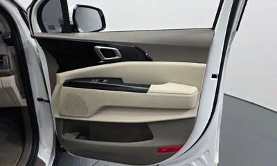 Kia Canival 2023, 79349 км, за 15938.08 USD - фото 25
