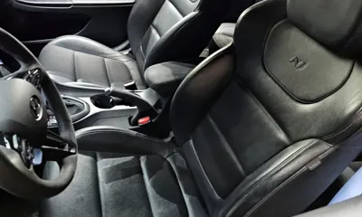 Hyundai Veloster 2021, 113727 км, за 12026.26 USD - фото 17