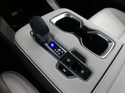 Lexus LM 2025, 16150 км, за 123070.86 USD - фото 14