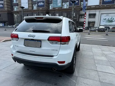 Jeep Grand Cherokee (Import) 2022, 68000 км, за 26309.08 USD