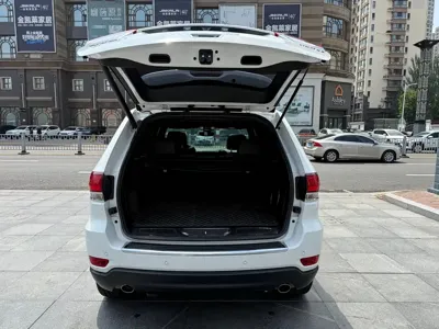 Jeep Grand Cherokee (Import) 2022, 68000 км, за 26309.08 USD - фото 8