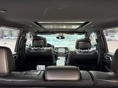 Jeep Grand Cherokee (Import) 2022, 68000 км, за 26309.08 USD - фото 9