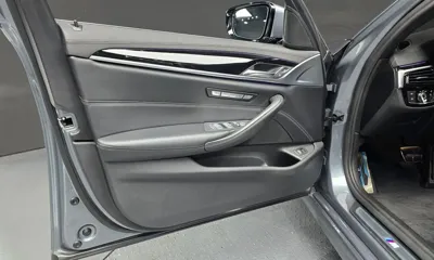 BMW 5-Series 2019, 90443 км, за 16607.59 USD - фото 24