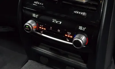 BMW 5-Series 2019, 90443 км, за 16607.59 USD - фото 31