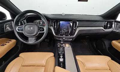 Volvo S60 2020, 72664 км, за 16880.78 USD - фото 7