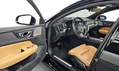 Volvo S60 2020, 72664 км, за 16880.78 USD - фото 12