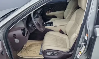 Lexus LS 2018, 57596 км, за 31205.23 USD - фото 10