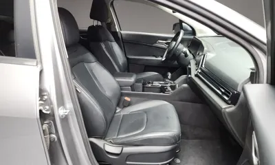 Kia Sportage 2023, 49120 км, за 14535.84 USD - фото 11