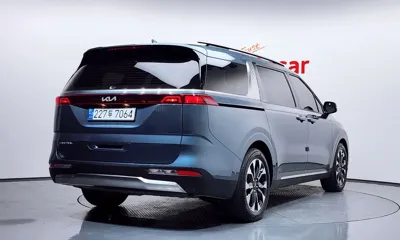 Kia Canival 2023, 38784 км, за 19139.06 USD