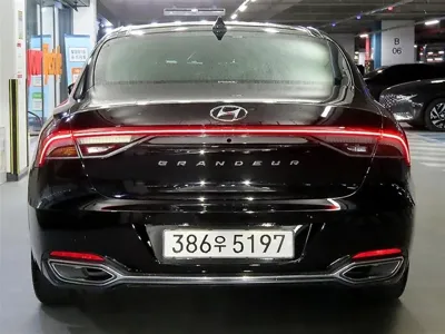 Hyundai Grandeur 2022, 51823 км, за 18572.46 USD