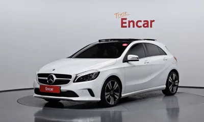 Mercedes-Benz A-Class · 2017 год