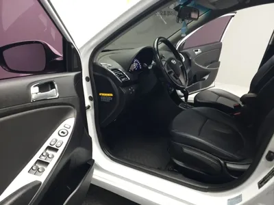 Hyundai Accent 2019, 119000 км, за 4495.12 USD - фото 12