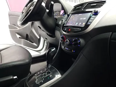Hyundai Accent 2019, 119000 км, за 4495.12 USD - фото 15