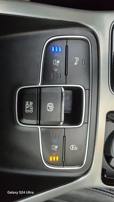 Kia K7 2016, 89899 км, за 7683.79 USD - фото 13