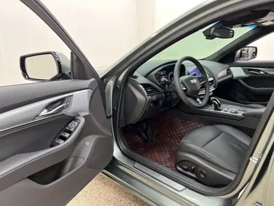 Cadillac CT5 2023, 36000 км, за 21335.67 USD - фото 8
