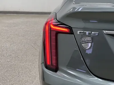 Cadillac CT5 2023, 36000 км, за 21335.67 USD - фото 35