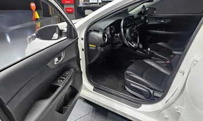Kia K3 2021, 82433 км, за 8998.95 USD - фото 11