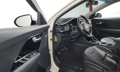 Kia Niro 2018, 59229 км, за 58752.02 USD - фото 10