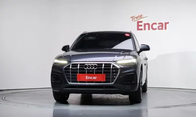 Audi Q5 2021, 56186 км, за 23767.65 USD