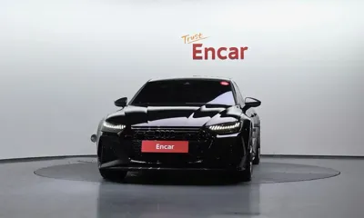 Audi RS7 2025, 9798 км, за 104629.05 USD