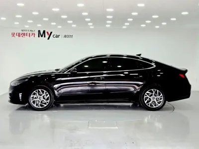 Hyundai Sonata 2022, 81188 км, за 8758.22 USD