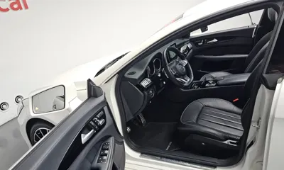 Mercedes-Benz CLS-Class 2017, 85606 км, за 17915.32 USD - фото 10