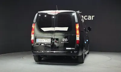 Hyundai Staria 2024, 24555 км, за 17394.15 USD
