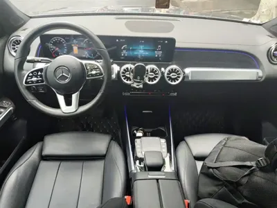 Mercedes-Benz GLB 2021, 29000 км, за 18076.98 USD