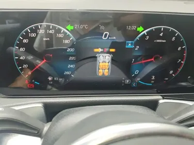 Mercedes-Benz GLB 2021, 29000 км, за 18076.98 USD - фото 7