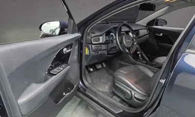 Kia Niro 2018, 63172 км, за 10831.04 USD - фото 10