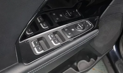 Kia Niro 2018, 63172 км, за 10831.04 USD - фото 17