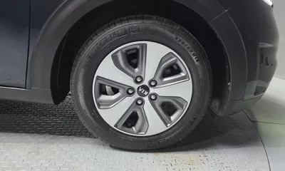 Kia Niro 2018, 63172 км, за 10831.04 USD - фото 21