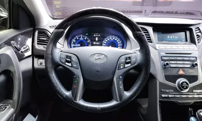 Hyundai Grandeur 2016, 117608 км, за 4294.68 USD - фото 13
