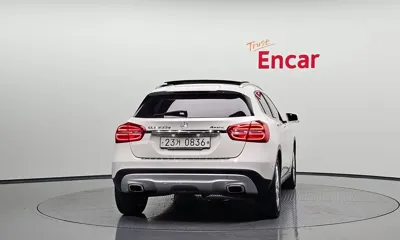 Mercedes-Benz GLA-Class 2016, 81467 км, за 7759.02 USD