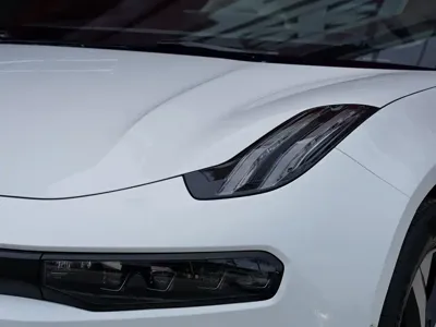 Zeekr 001 2023, 135000 км, за 19099.1 USD
