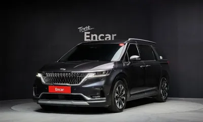 Kia Canival · 2021 год