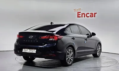 Hyundai Avante 2019, 110627 км, за 5856.68 USD