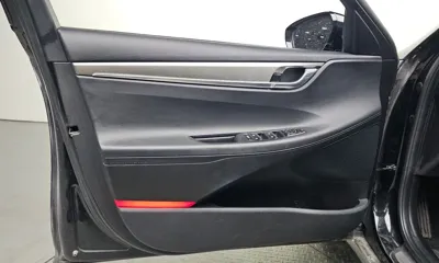 Hyundai Grandeur 2022, 51450 км, за 15203.61 USD - фото 24