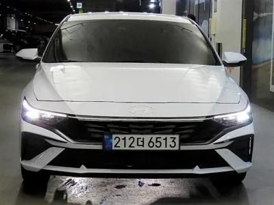 Hyundai Avante 2024, 1709 км, за 14136.82 USD