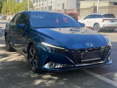 Hyundai Elantra 2023, 25000 км, за 8651.98 USD