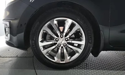 Kia Canival 2016, 163822 км, за 6840.39 USD